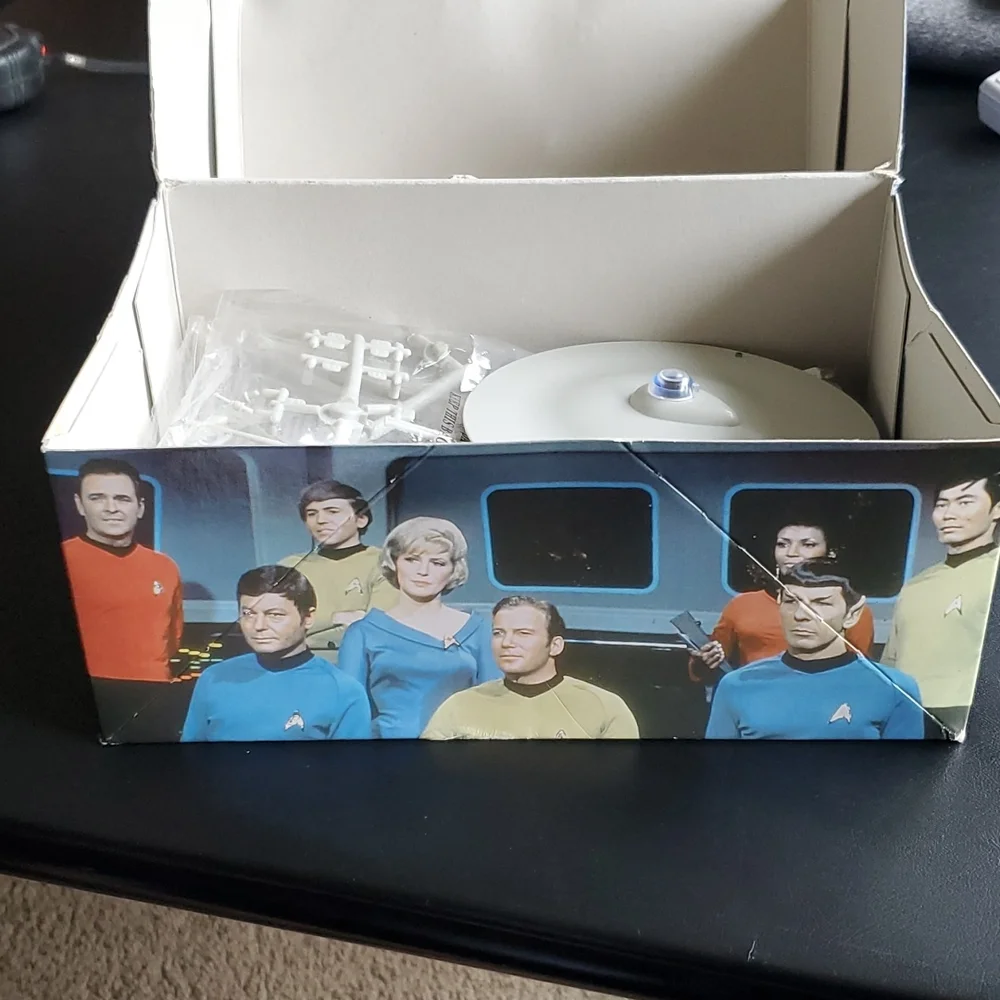 Star Trek - Picture 2 of 8